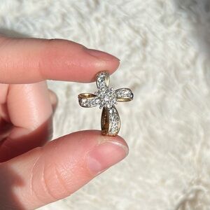 Avon Cross Pendant